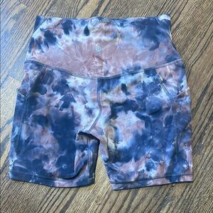 lululemon athletica Women's Tie-Dye Shorts - Black and Brown